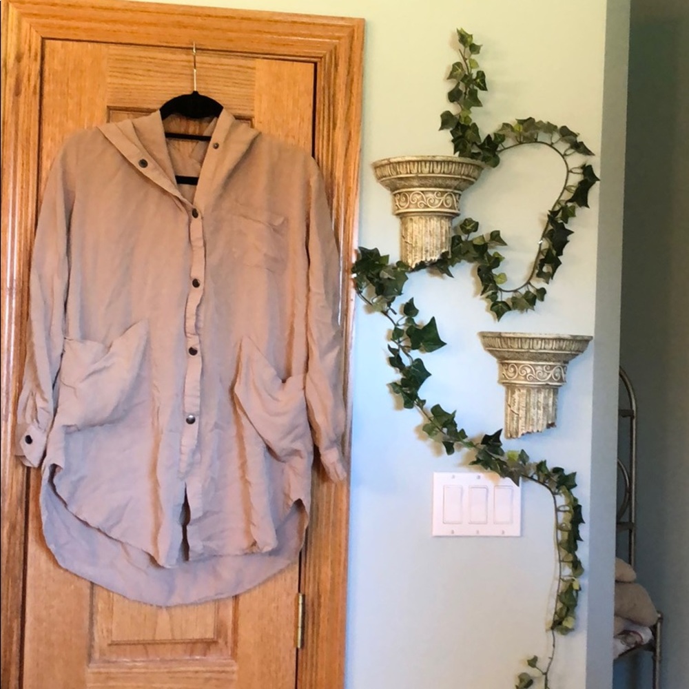 Clasp-up long Tahoe jacket/cardigan
